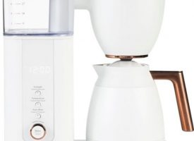 Café - Smart Drip 10-Cup Coffee Maker with Wi-Fi - Matte White