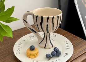 Vintage Mug - Ceramic - Smile Pattern