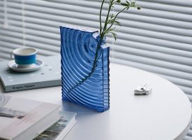 Portable Kettle Shaped Vase - Resin - Blue - An Ideal Container
