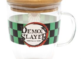 Demon Slayer 13oz Tanjiro Glass Mug with Lid