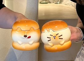 Burger Themed Couple Mug - Cat - Dog - A Heartwarming Way