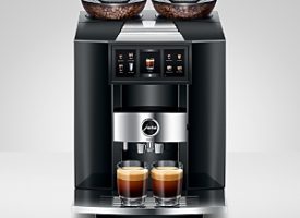 Jura Giga 10 Hot & Cold Brew with Two Bean Hoppers in Diamond Black