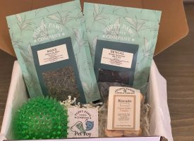 BREWS FOR RESCUES (Tea subscription box for animal lovers)
