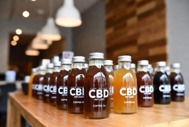 6 CBD Drinks and Smoothies Recipes